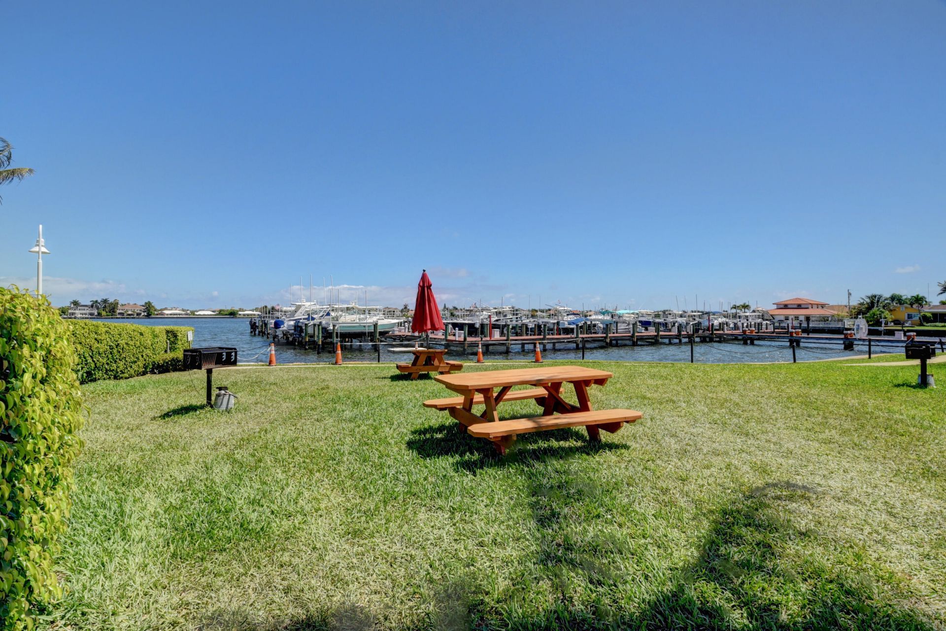 145 Yacht Club Way, Unit 304, Hypoluxo, FL 33462 Photo