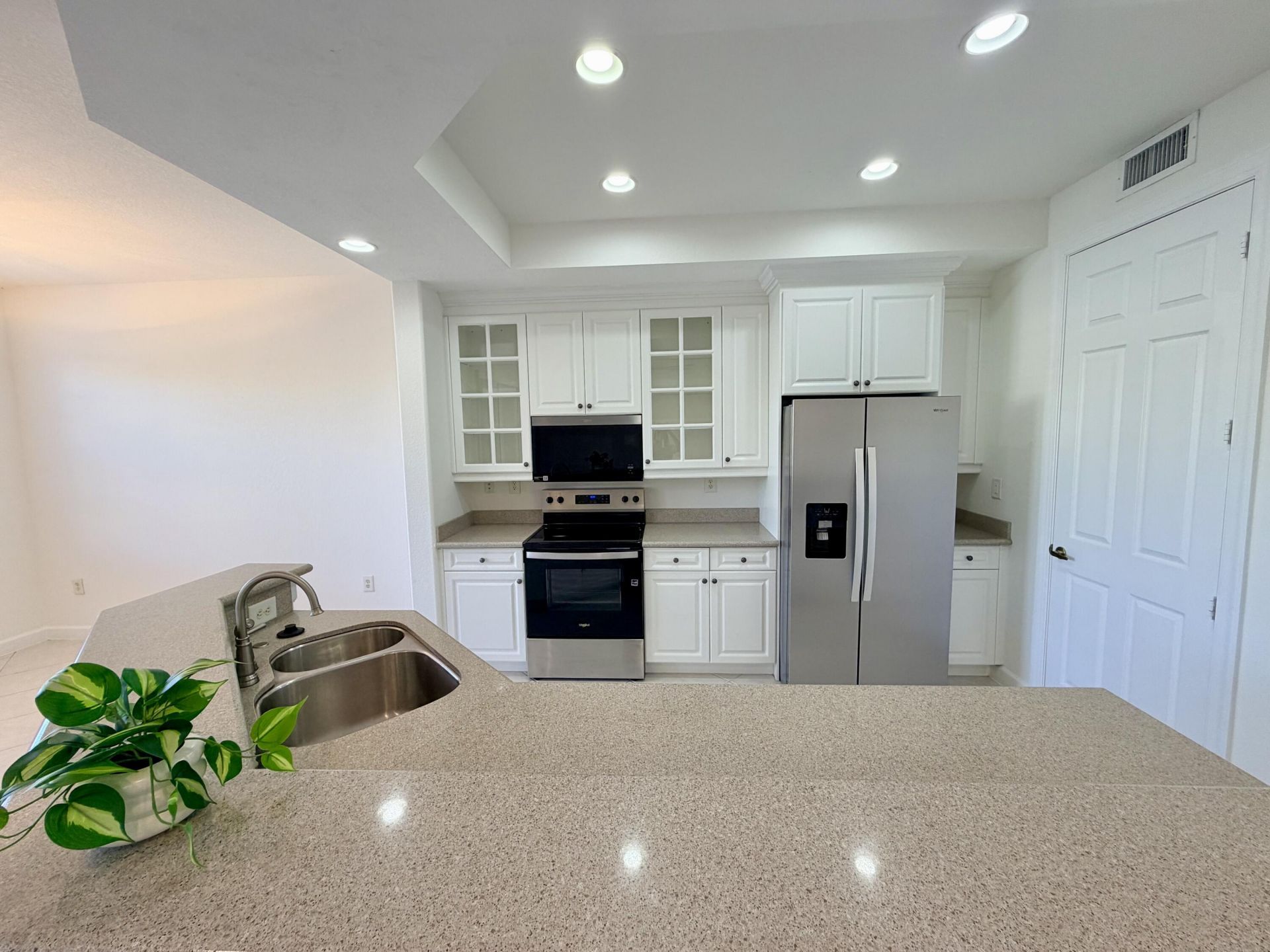 8290 NW 128th Lane, Unit 38-b, Parkland, FL 33076 Photo