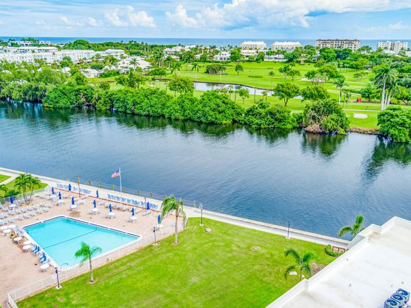 18 Colonial Club Drive, Unit 203, Boynton Beach, FL 33435