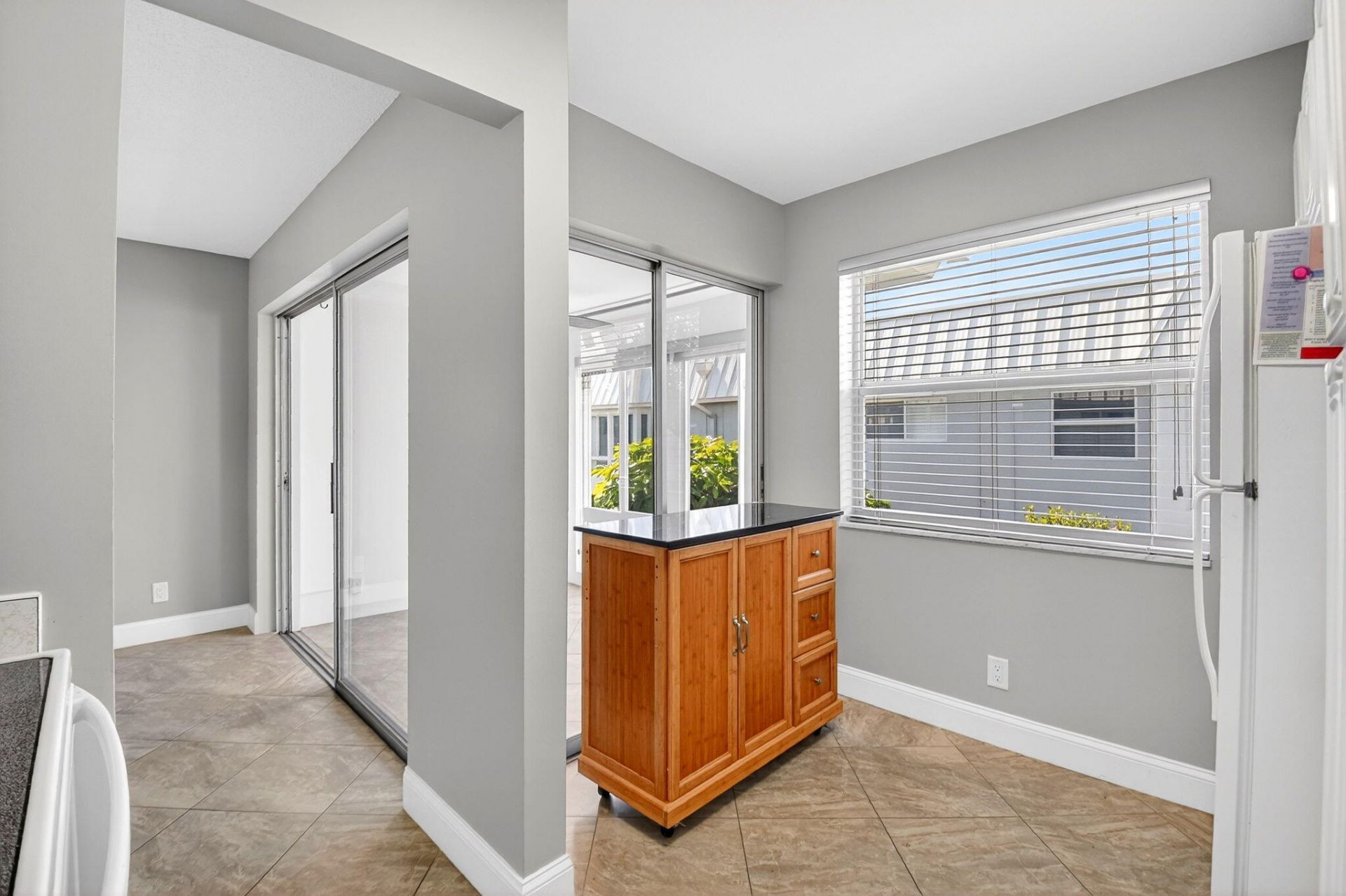 18 Colonial Club Drive, Unit 203, Boynton Beach, FL 33435 Photo