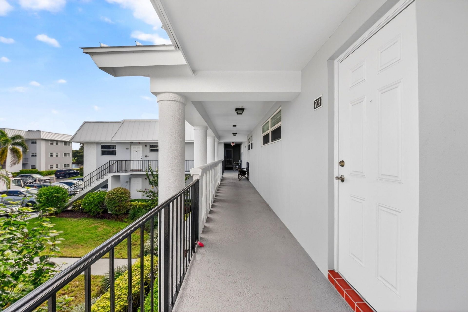18 Colonial Club Drive, Unit 203, Boynton Beach, FL 33435 Photo