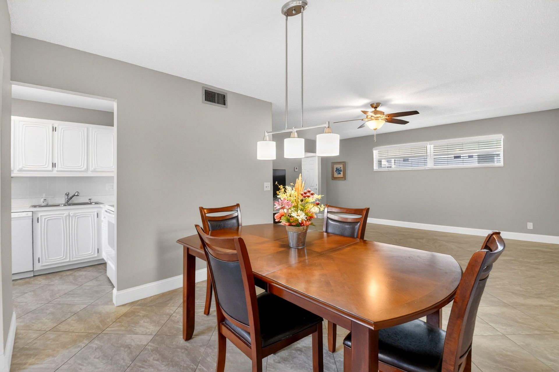 18 Colonial Club Drive, Unit 203, Boynton Beach, FL 33435 Photo