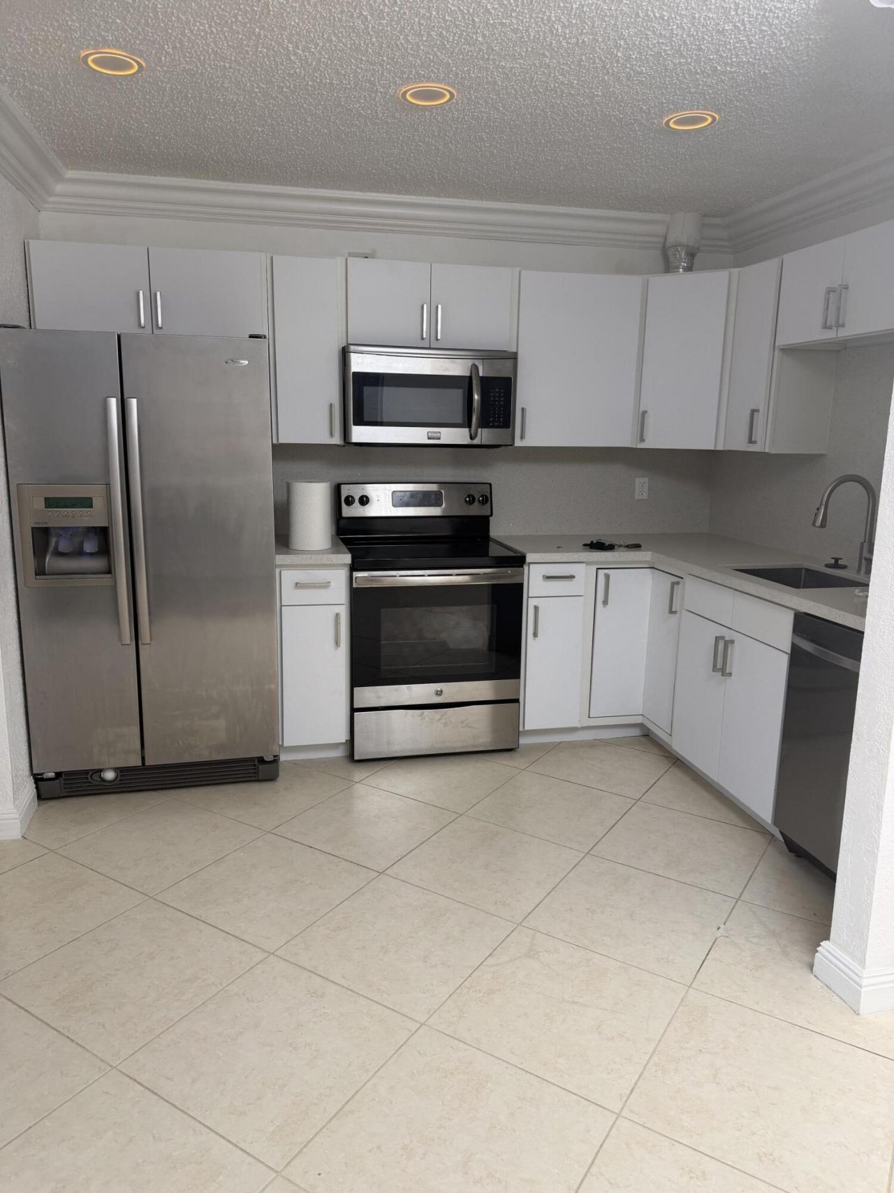 110 Cypress Club Drive, Unit 131, Pompano Beach, FL 33060 Photo