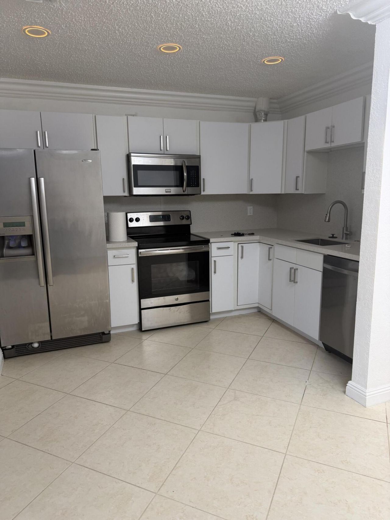 110 Cypress Club Drive, Unit 131, Pompano Beach, FL 33060 Photo