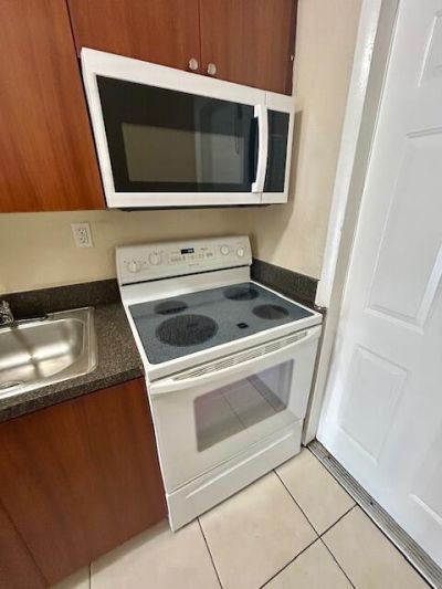 7421 Venetian Street, Unit 8, Miramar, FL 33023 Photo