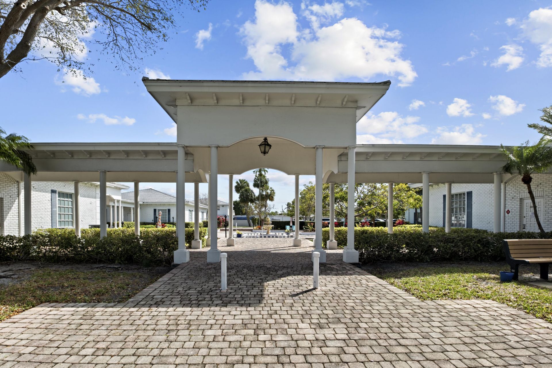 2270 NE 68th Street, Unit 1927, Fort Lauderdale, FL 33308 Photo