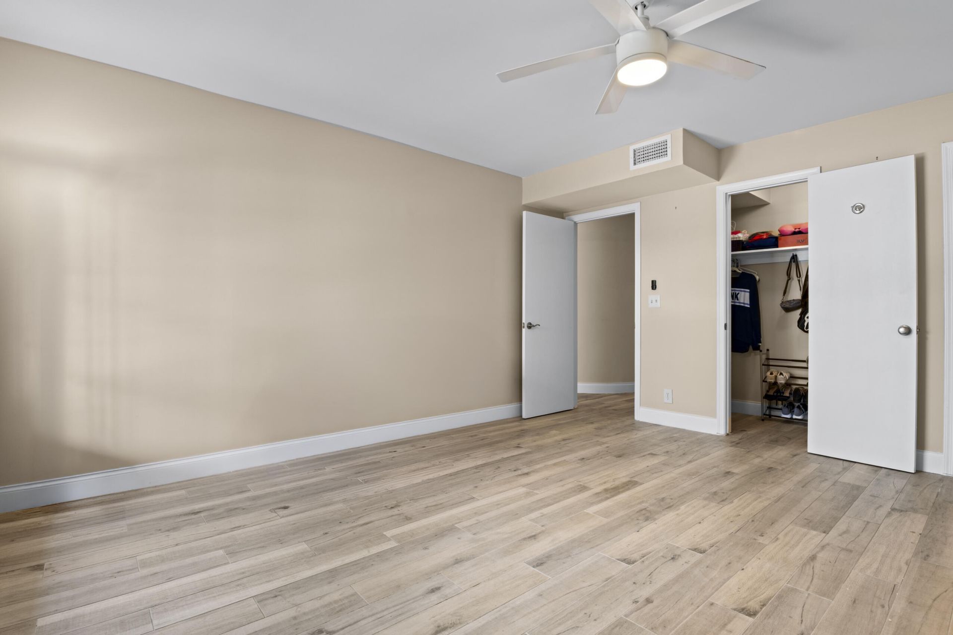 2270 NE 68th Street, Unit 1927, Fort Lauderdale, FL 33308 Photo