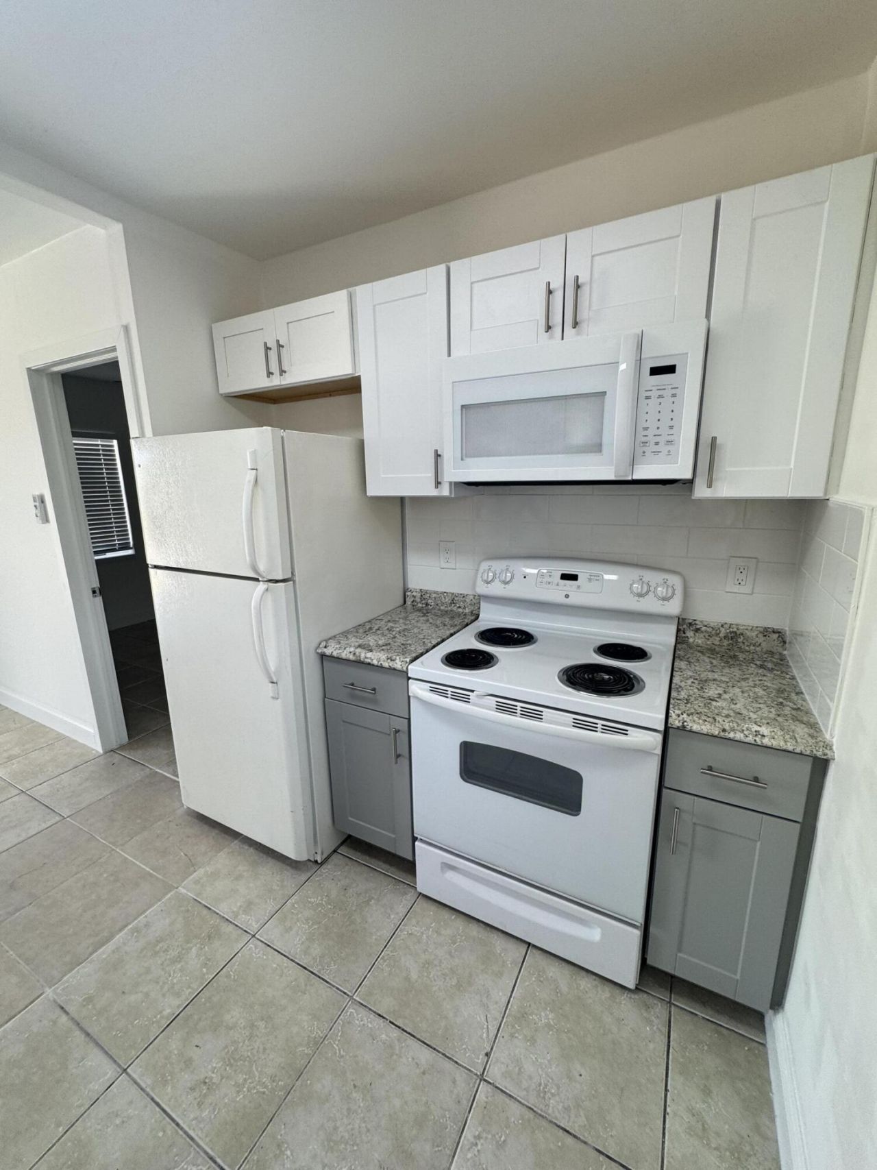 1113 19th Avenue N, Unit 4, Lake Worth Beach, FL 33460 Photo