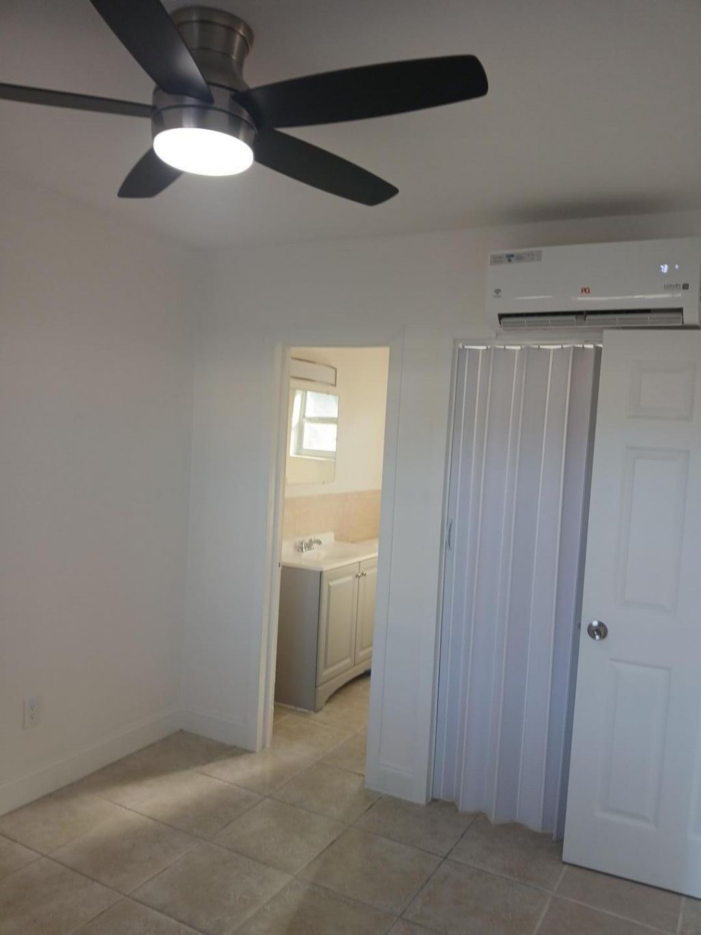 1113 19th Avenue N, Unit 4, Lake Worth Beach, FL 33460 Photo