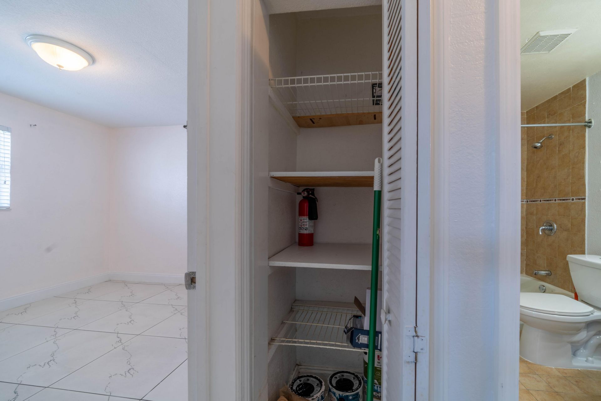 1028 SW 2nd Street, Unit 4, Miami, FL 33130 Photo