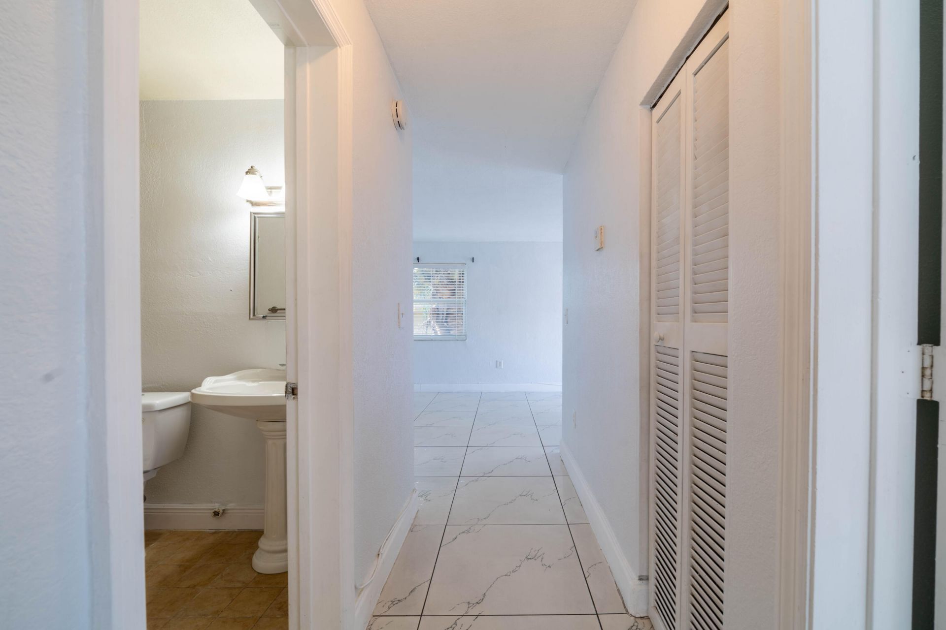 1028 SW 2nd Street, Unit 4, Miami, FL 33130 Photo
