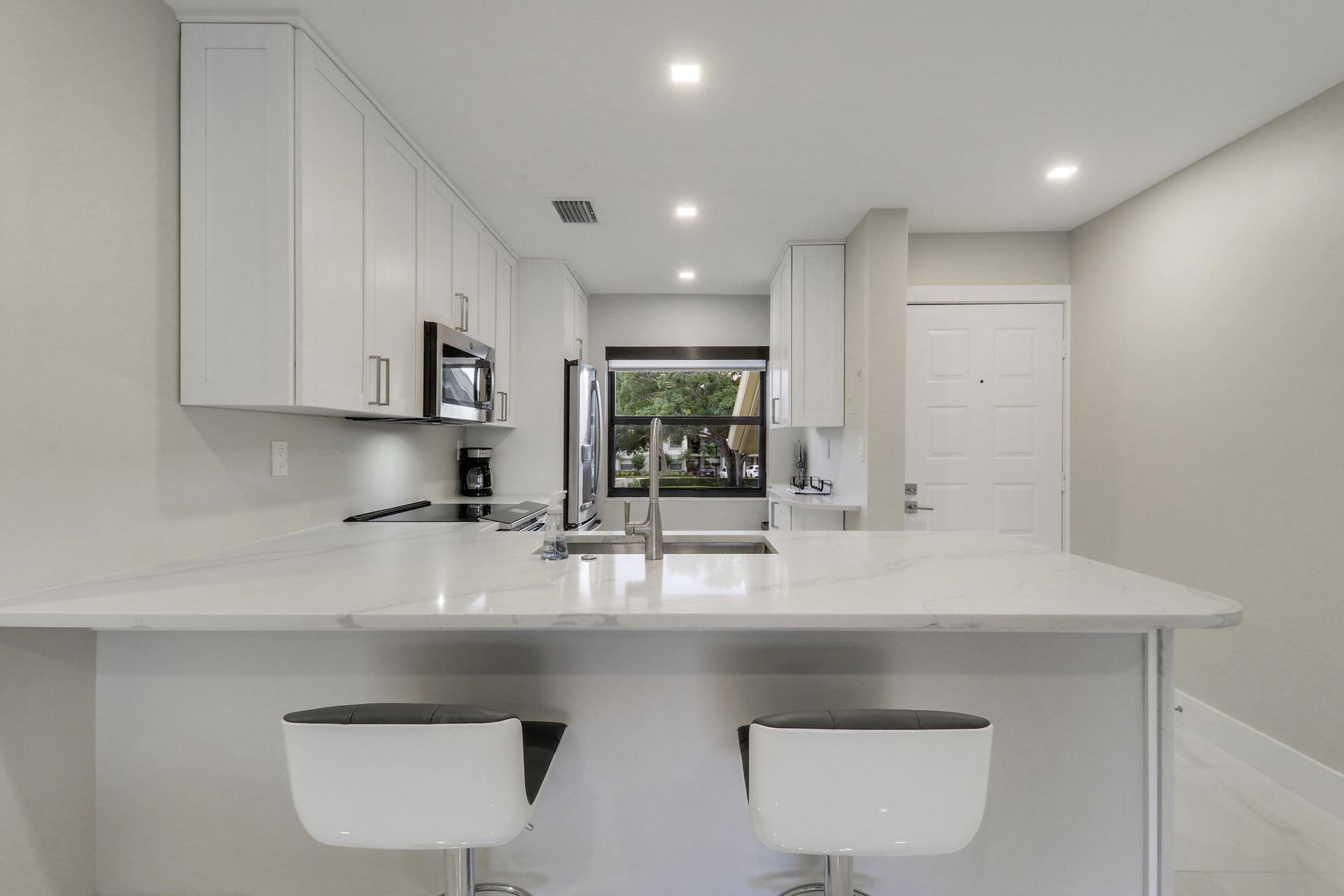 12911 Briarlake Drive, Unit 202, Palm Beach Gardens, FL 33418 Photo