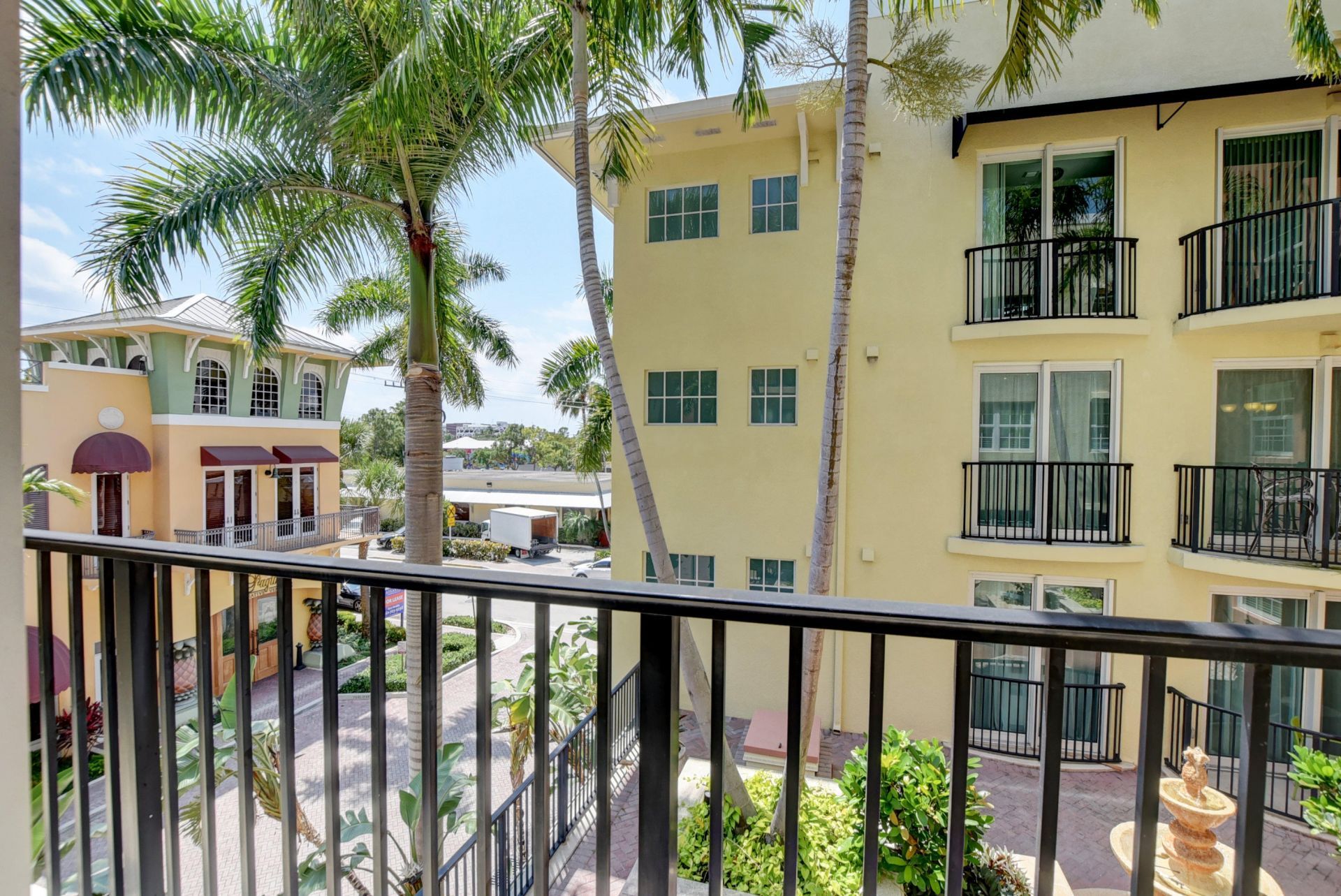 225 NE 1st Street, Unit 306, Delray Beach, FL 33444 Photo