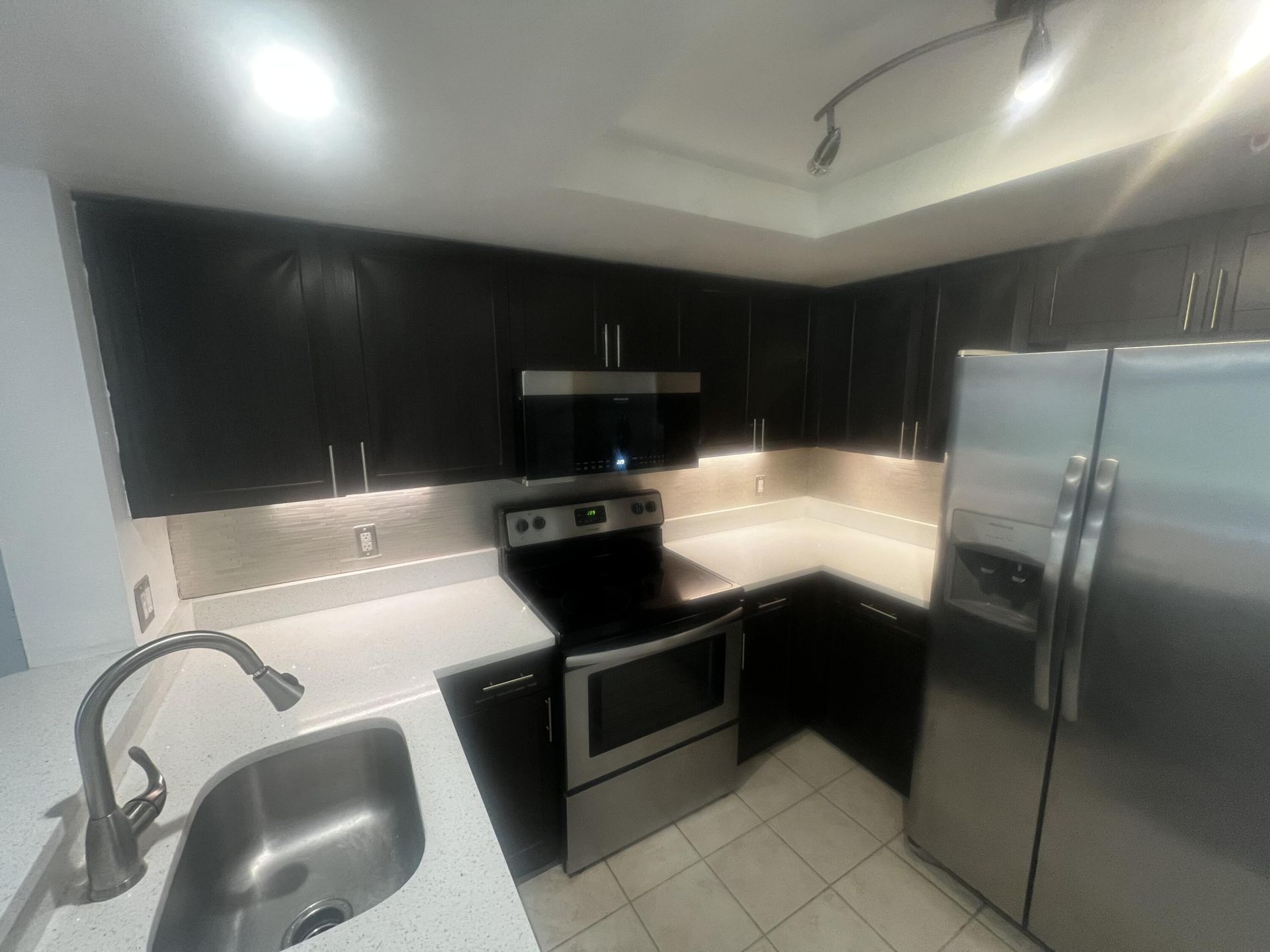 4151 N Haverhill Road, Unit 1504, West Palm Beach, FL 33417 Photo