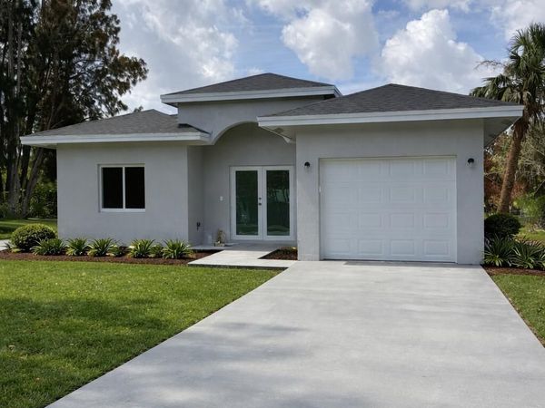 2007 N 49th Street, Fort Pierce, FL 34947