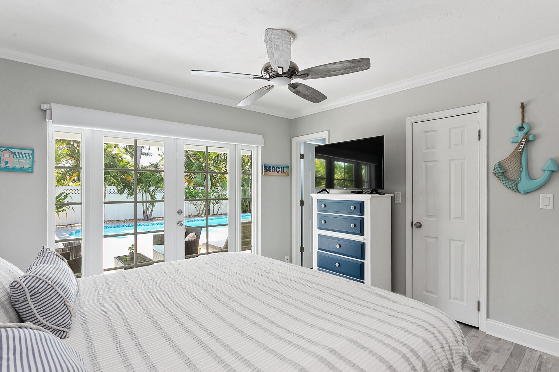 908 SE 10th Street, Deerfield Beach, FL 33441 Photo