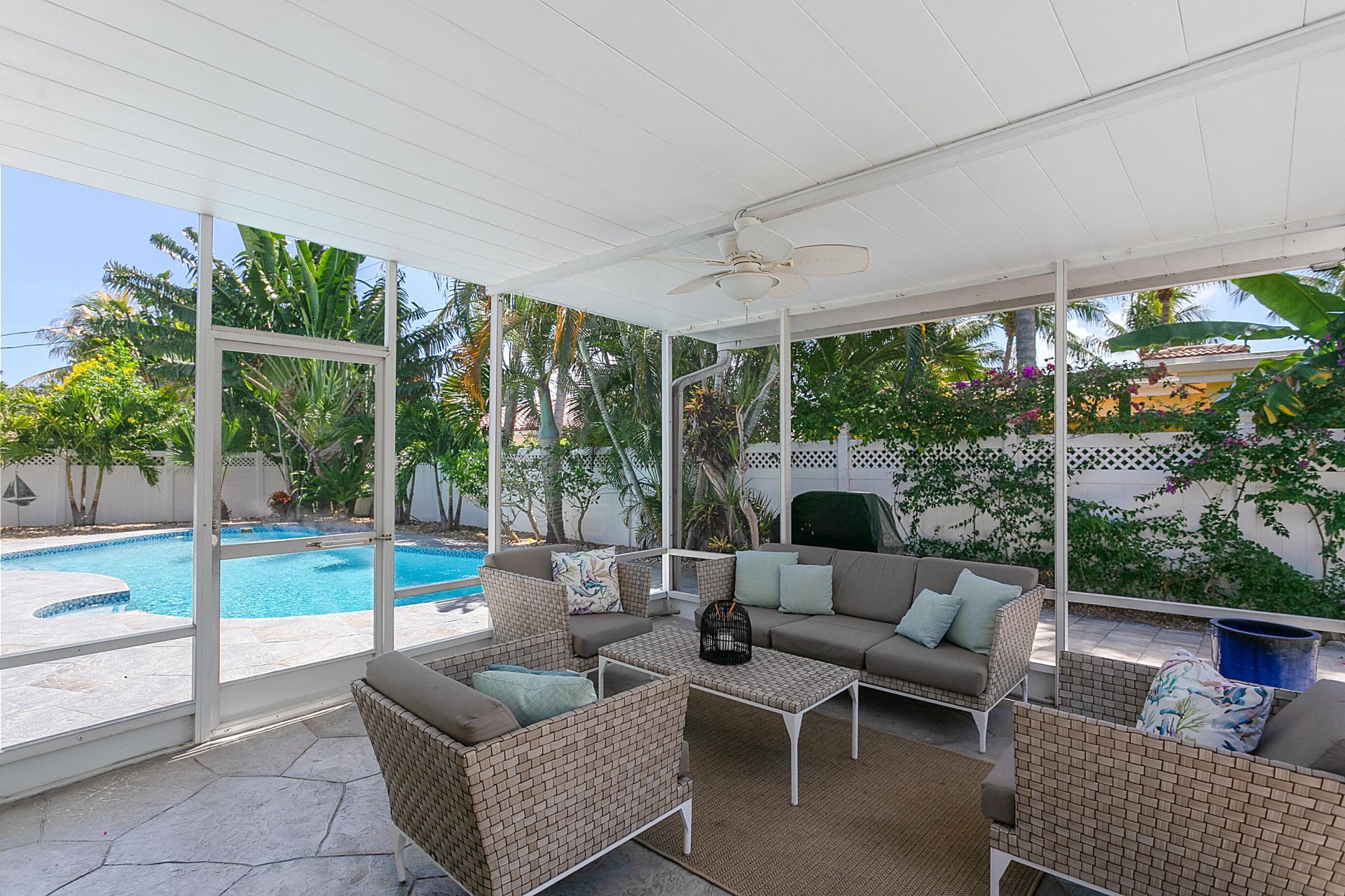 908 SE 10th Street, Deerfield Beach, FL 33441 Photo