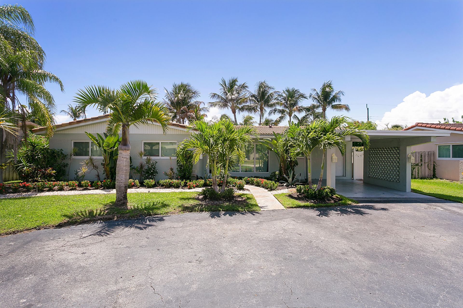 908 SE 10th Street, Deerfield Beach, FL 33441 Photo