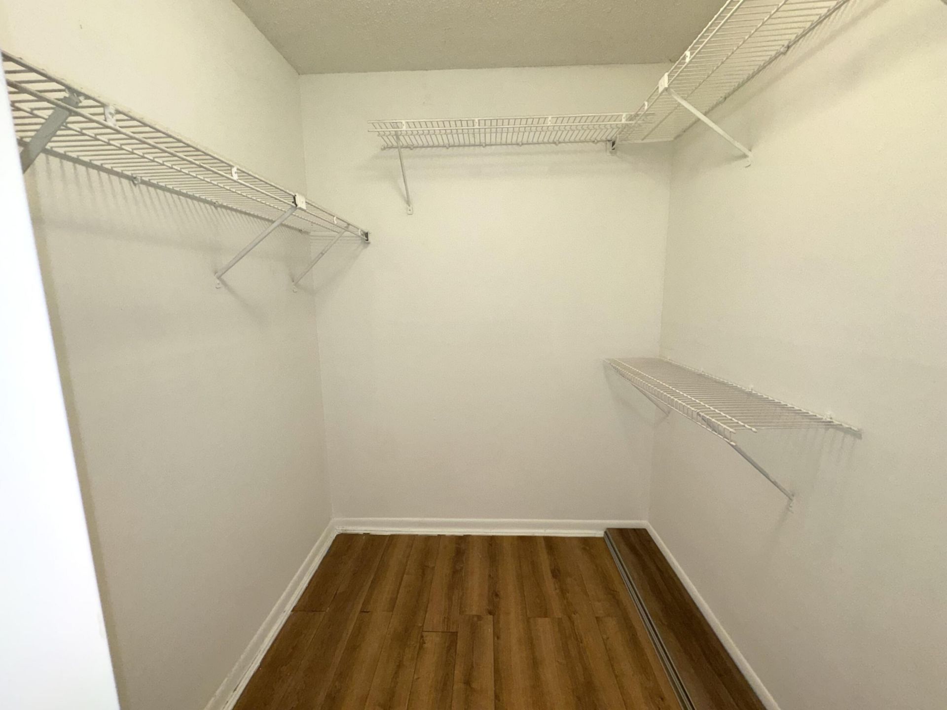 701 N Pine Island Road, Unit 105, Plantation, FL 33324 Photo