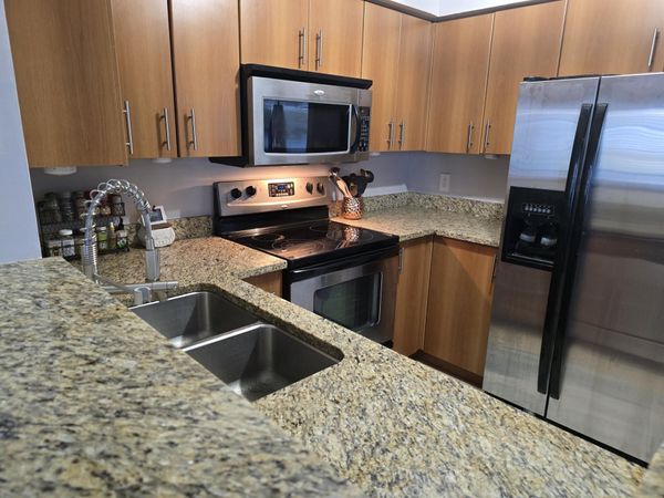 1215 Crystal Way, Unit O, Delray Beach, FL 33444