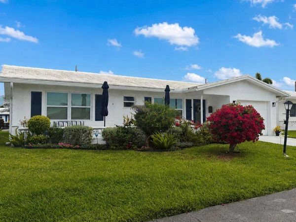 1915 SW 17th Avenue SW, Boynton Beach, FL 33426