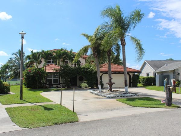 13847 Geranium Place, Wellington, FL 33414