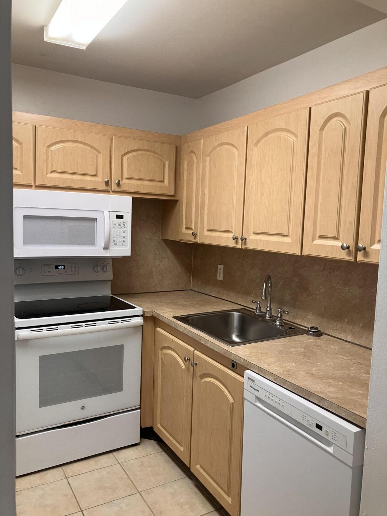 259 Sheffield K, Unit 259, West Palm Beach, FL 33417 Photo