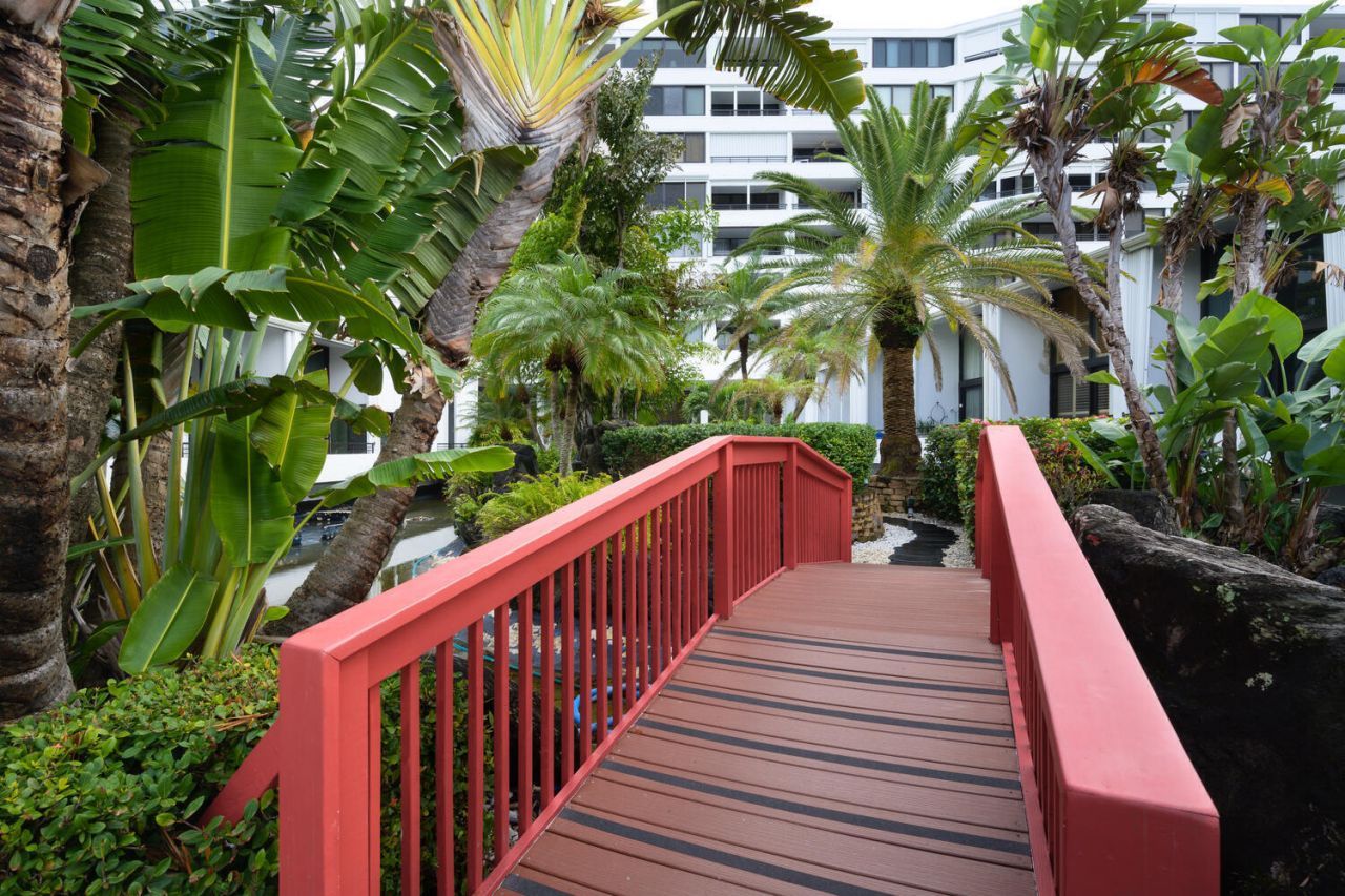 3589 S Ocean Boulevard, Unit 801, South Palm Beach, FL 33480 Photo