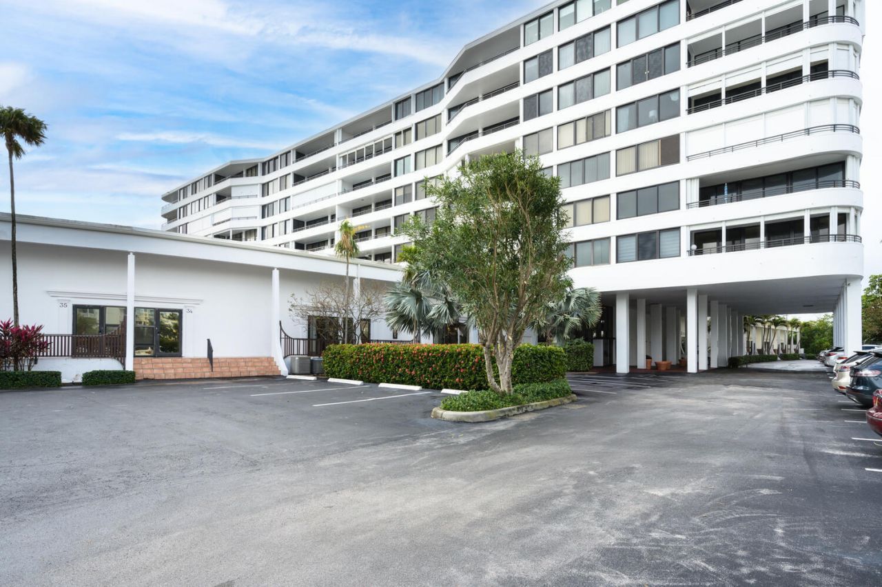 3589 S Ocean Boulevard, Unit 801, South Palm Beach, FL 33480 Photo