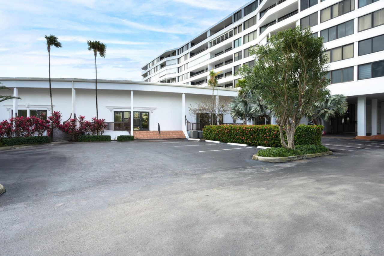 3589 S Ocean Boulevard, Unit 801, South Palm Beach, FL 33480 Photo