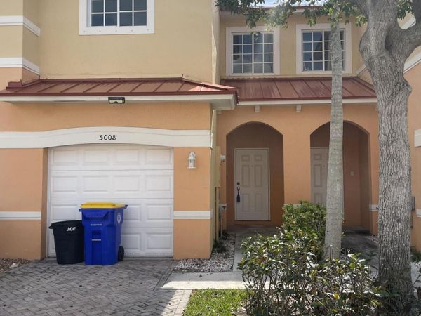 5008 SE Mariner Garden Circle, Stuart, FL 34997