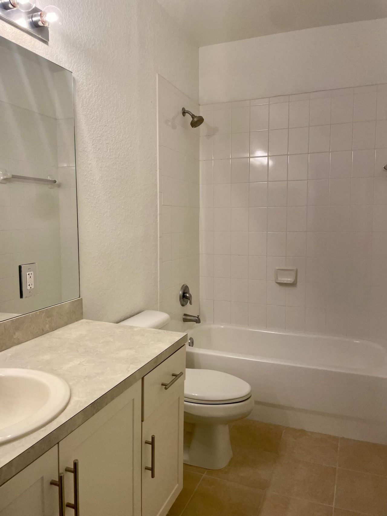 5008 SE Mariner Garden Circle, Stuart, FL 34997 Photo