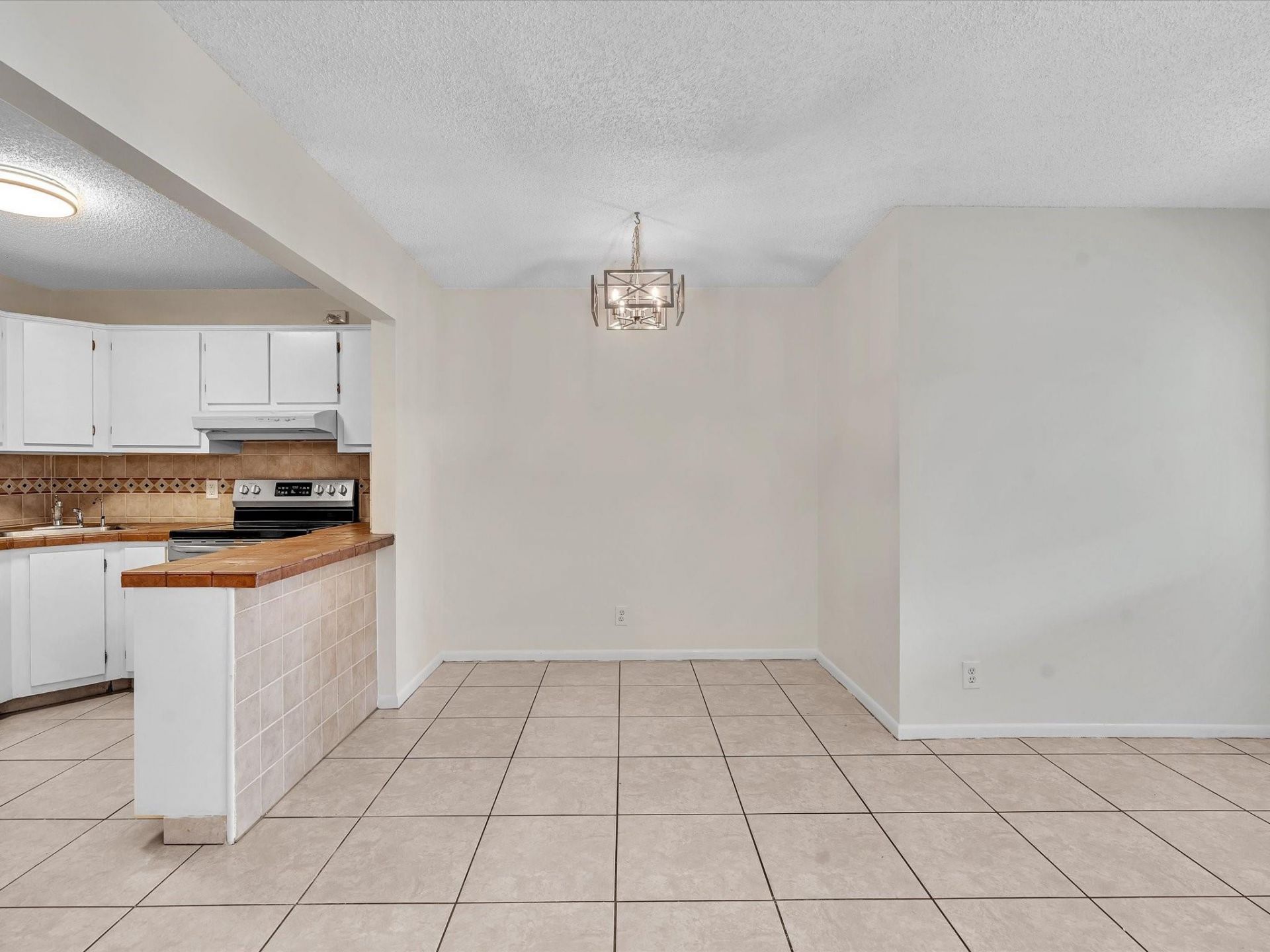 305 Knotty Pine Circle, Unit A2, Greenacres, FL 33463 Photo