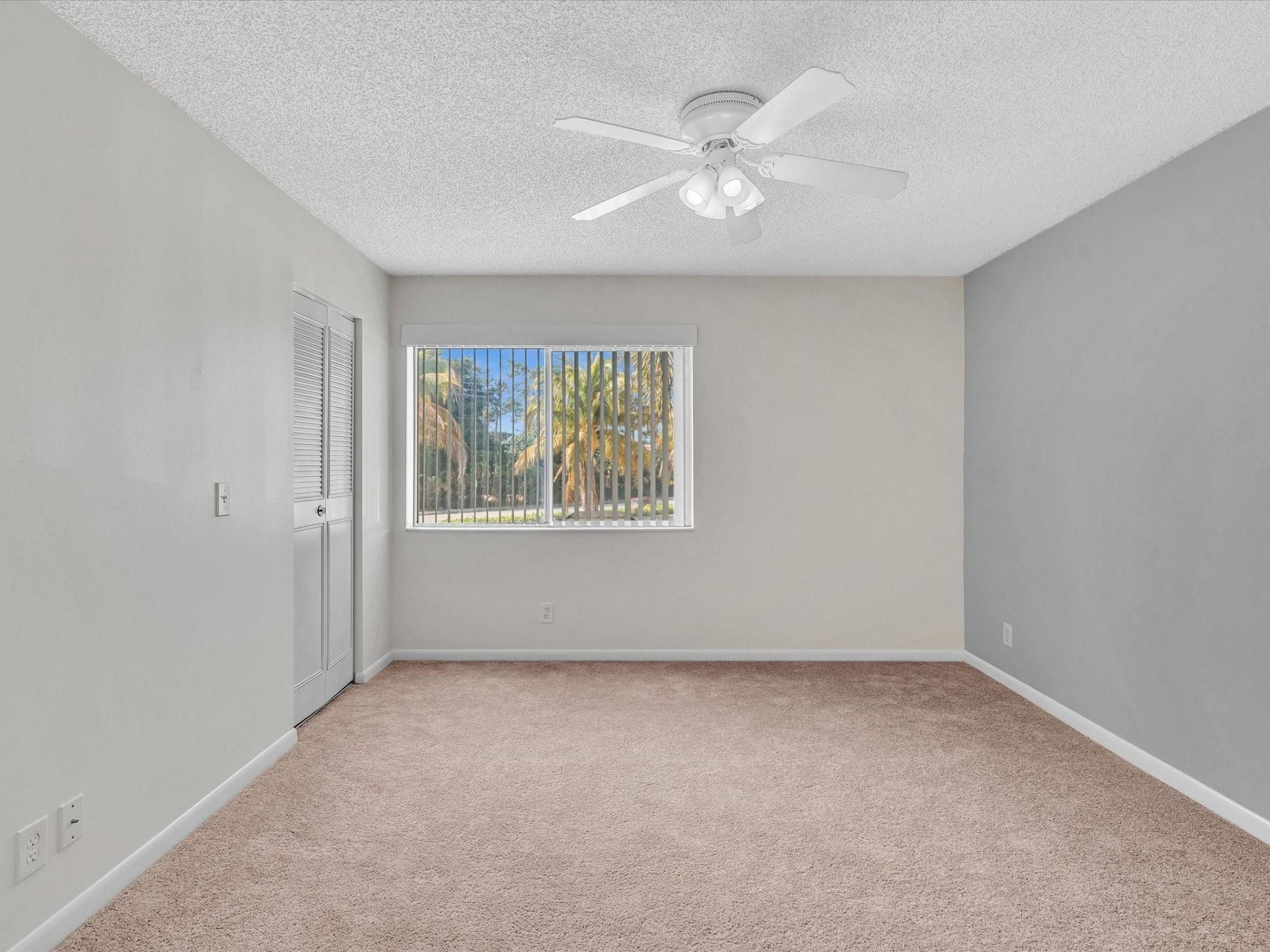 305 Knotty Pine Circle, Unit A2, Greenacres, FL 33463 Photo