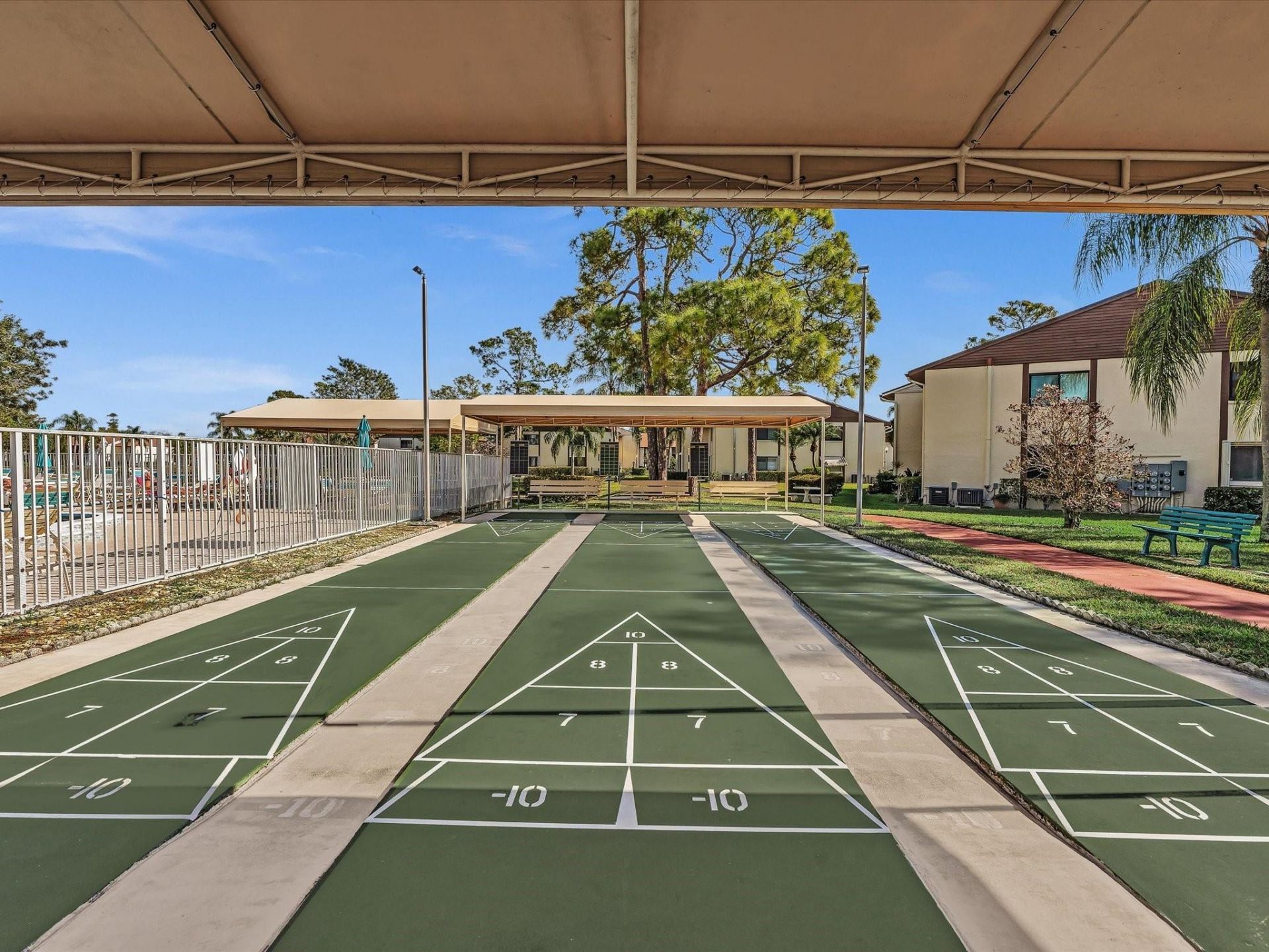 305 Knotty Pine Circle, Unit A2, Greenacres, FL 33463 Photo