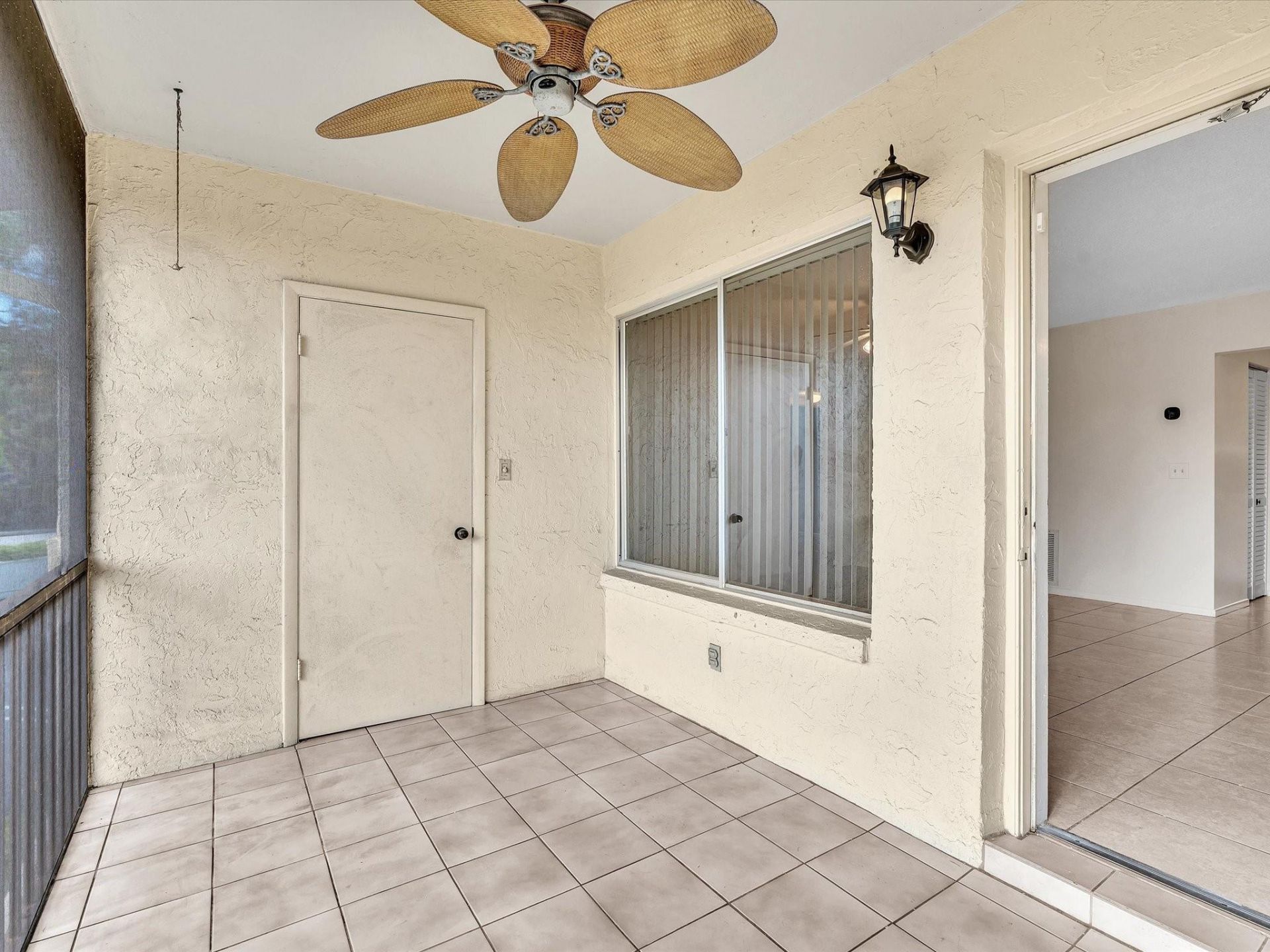 305 Knotty Pine Circle, Unit A2, Greenacres, FL 33463 Photo