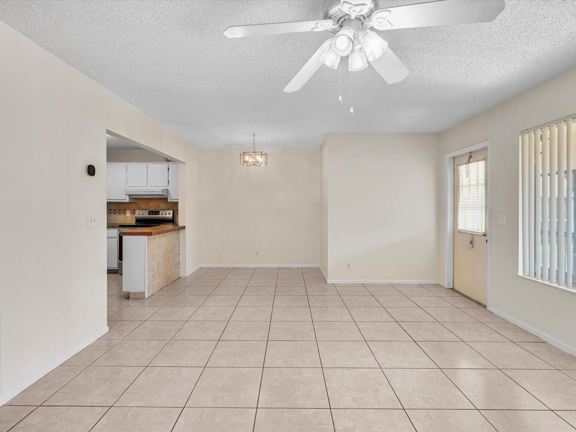 305 Knotty Pine Circle, Unit A2, Greenacres, FL 33463 Photo