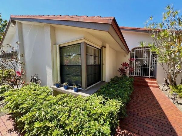 665 Hollows Circle, Deerfield Beach, FL 33442