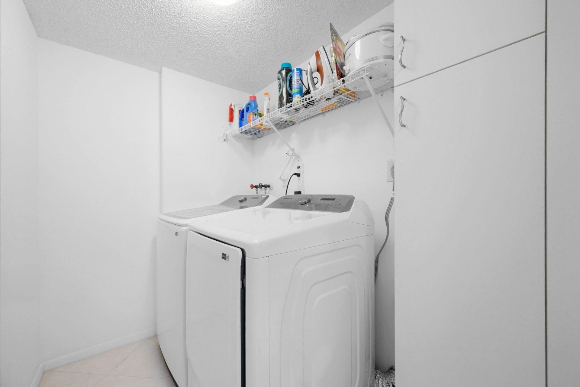 2334 S Cypress Bend Dr, Unit 308, Pompano Beach, FL 33069 Photo