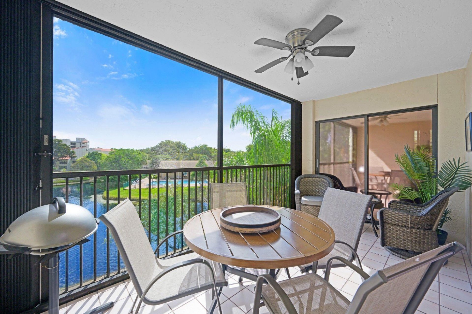 2334 S Cypress Bend Dr, Unit 308, Pompano Beach, FL 33069 Photo