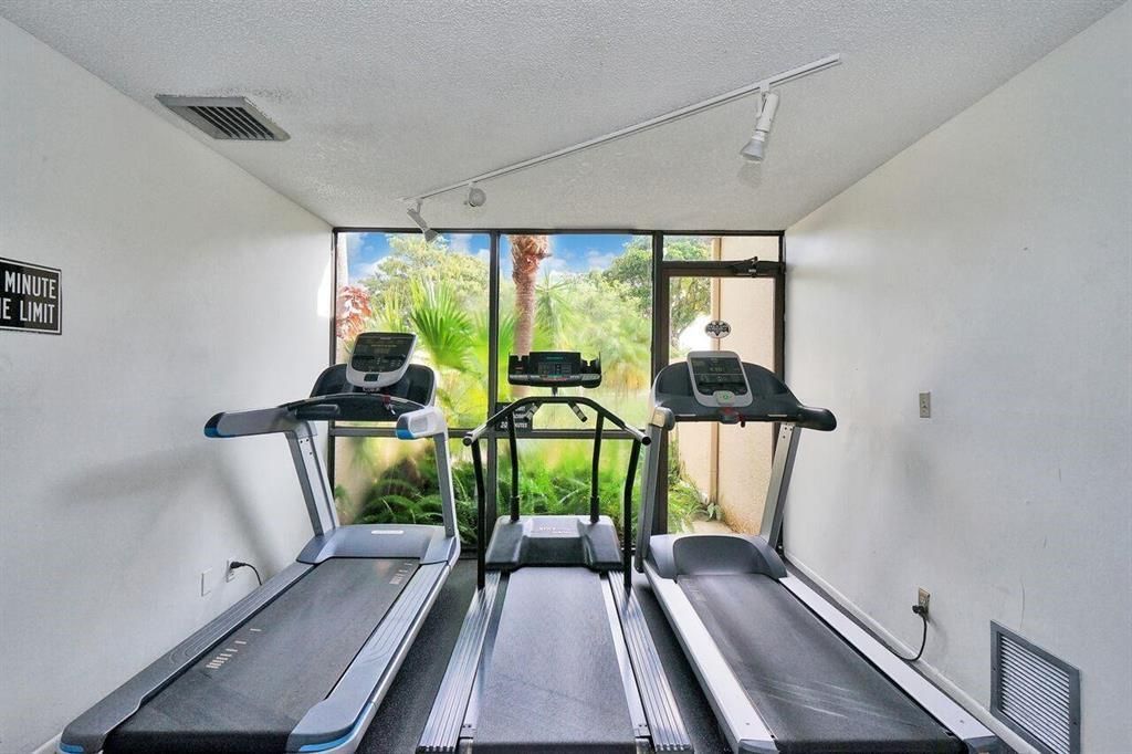 2334 S Cypress Bend Dr, Unit 308, Pompano Beach, FL 33069 Photo