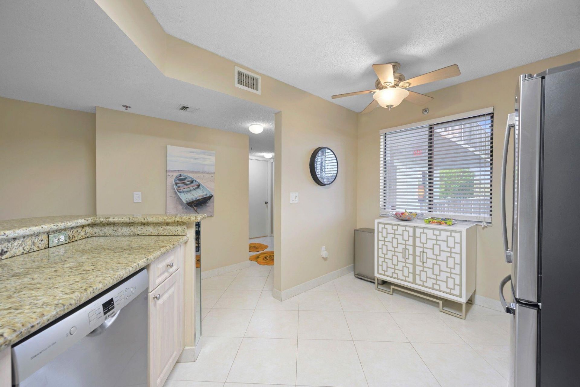 2334 S Cypress Bend Dr, Unit 308, Pompano Beach, FL 33069 Photo