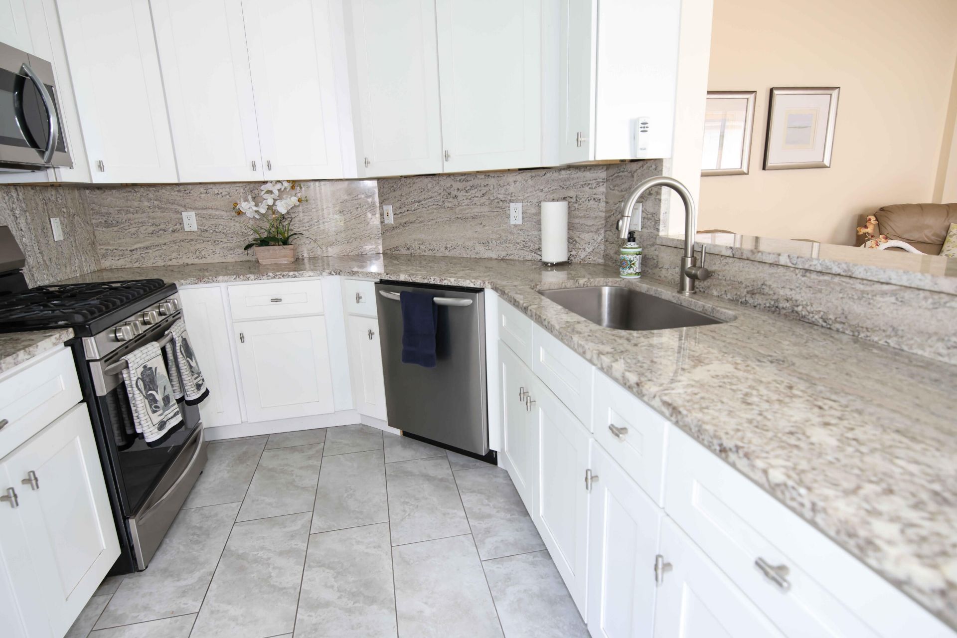 454 NW Lismore Lane, Port Saint Lucie, FL 34986 Photo