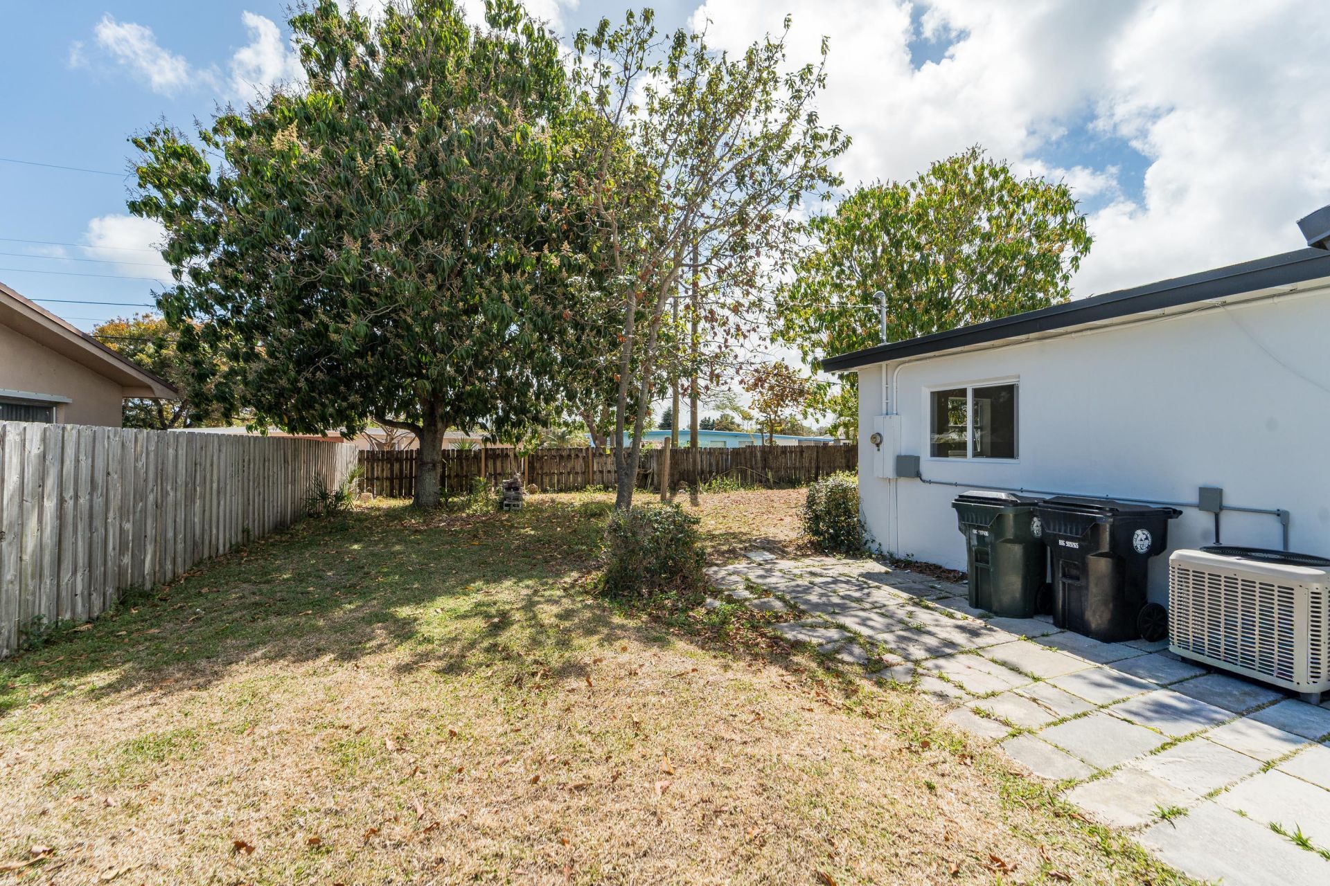 1815 Hillcrest Drive, Lake Worth Beach, FL 33461 Photo