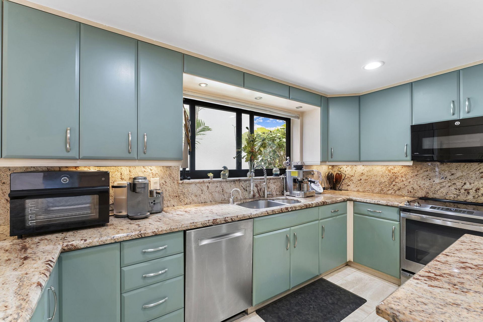 6534 Via Rosa, Boca Raton, FL 33433 Photo