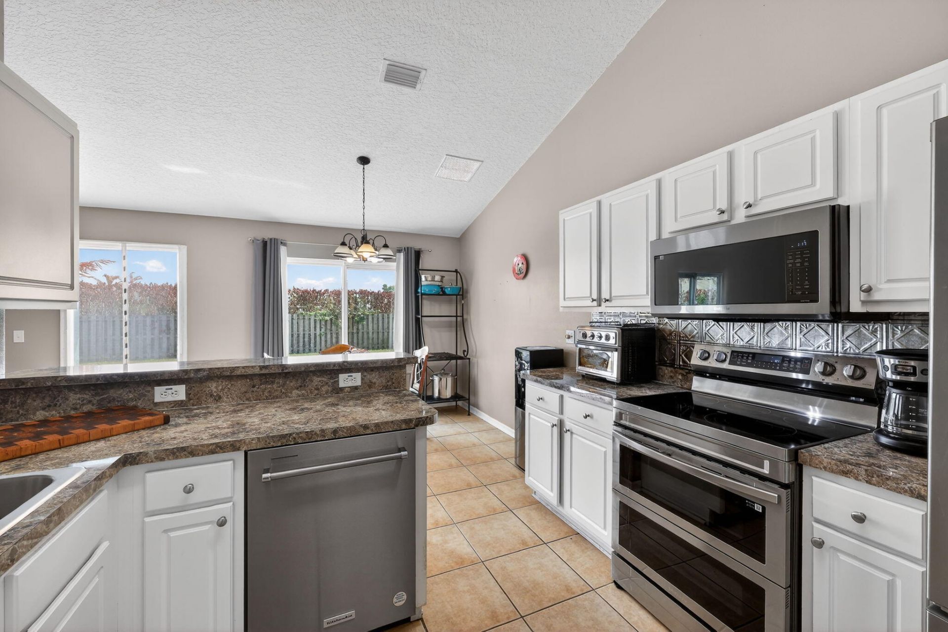 566 SW Sea Holly Terrace, Port Saint Lucie, FL 34984 Photo