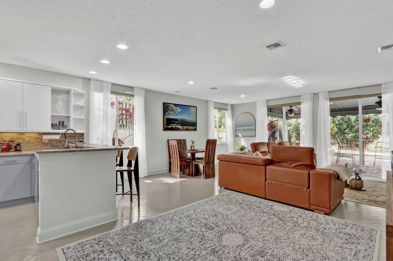 2063 Cezanne Road, West Palm Beach, FL 33409 Photo