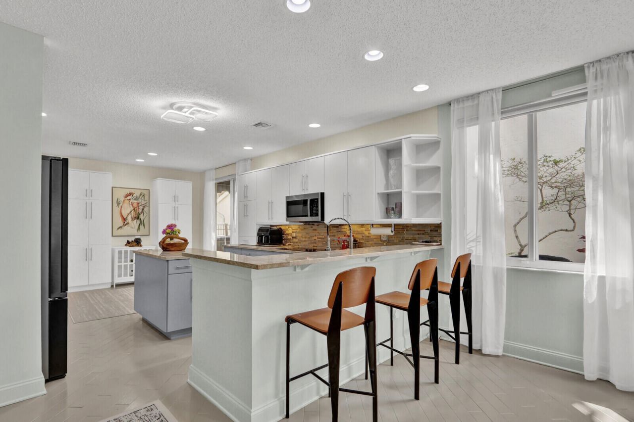 2063 Cezanne Road, West Palm Beach, FL 33409 Photo