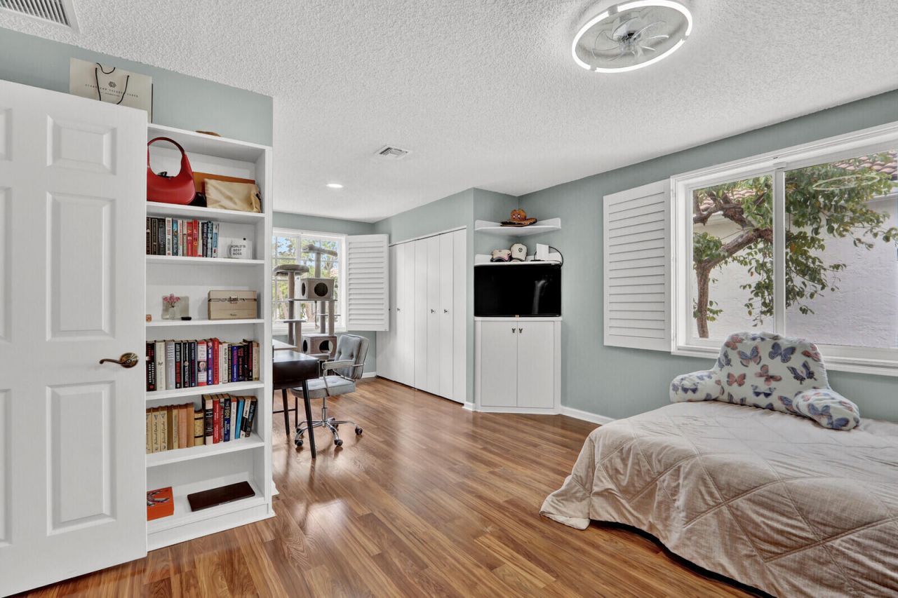 2063 Cezanne Road, West Palm Beach, FL 33409 Photo