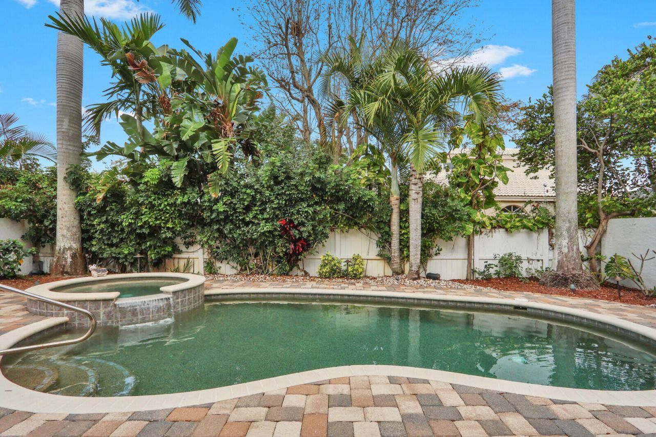 2063 Cezanne Road, West Palm Beach, FL 33409 Photo